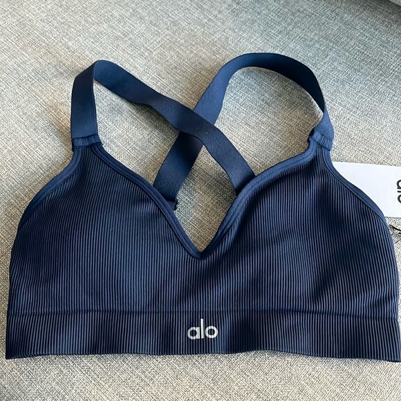 Alo Seamless Ribbed Strength Bra Size Small * - Picture 2 of 8